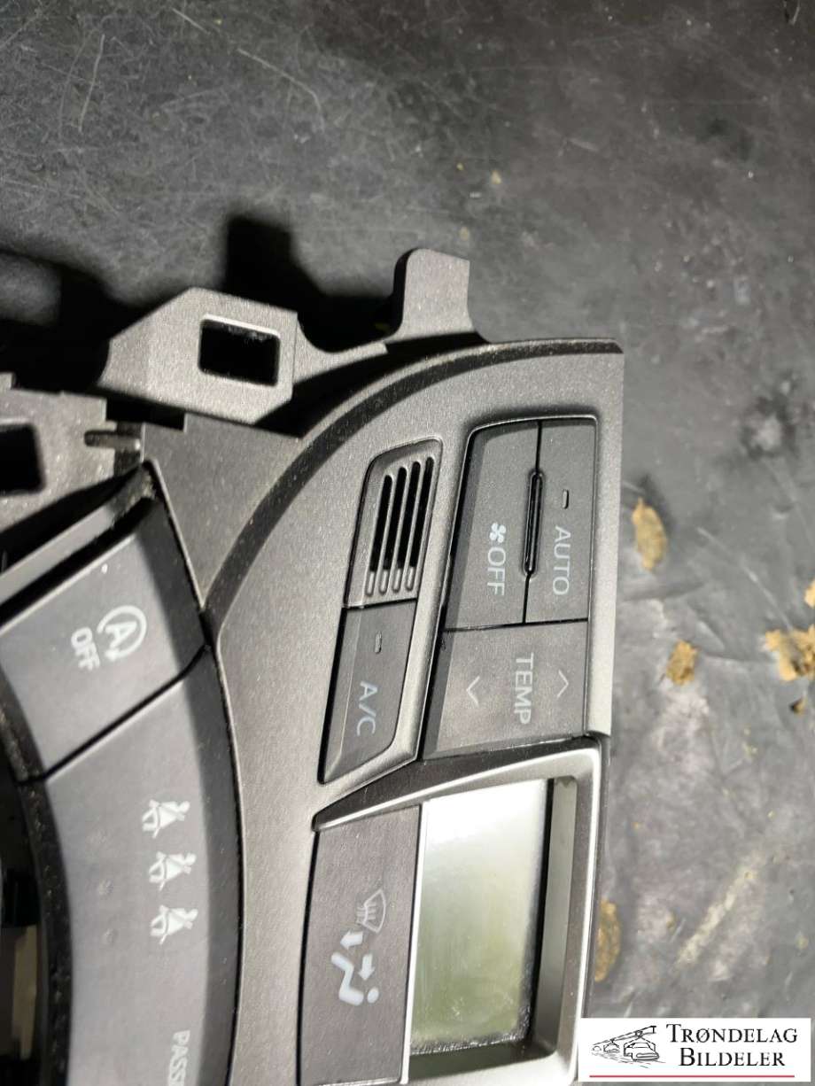 Varmeapparat betjening til Toyota Verso-S 2011-2015 (COMBI) (COMBI) (5590152310|5590152230|5590352231)