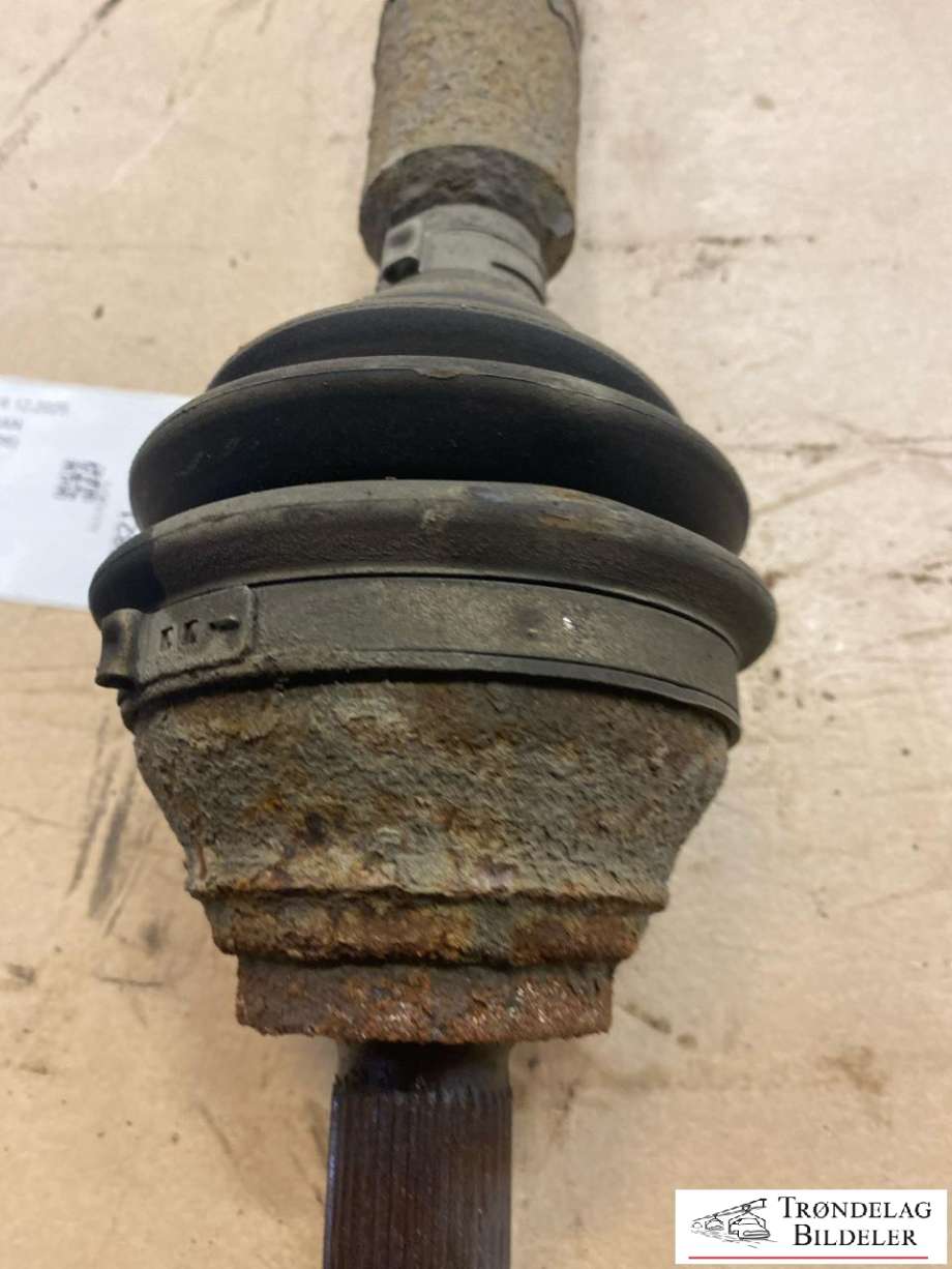 Drivaksel høyre bak, bensin/manuell til Nissan X-Trail 2002-2007 (T30) (T30) (396008H510|)