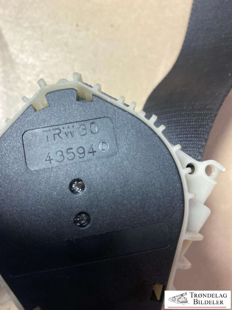 Sikkerhetsbelte bak midtre til Land Rover Freelander 2007-2014 (Type II)  (LR043866|)