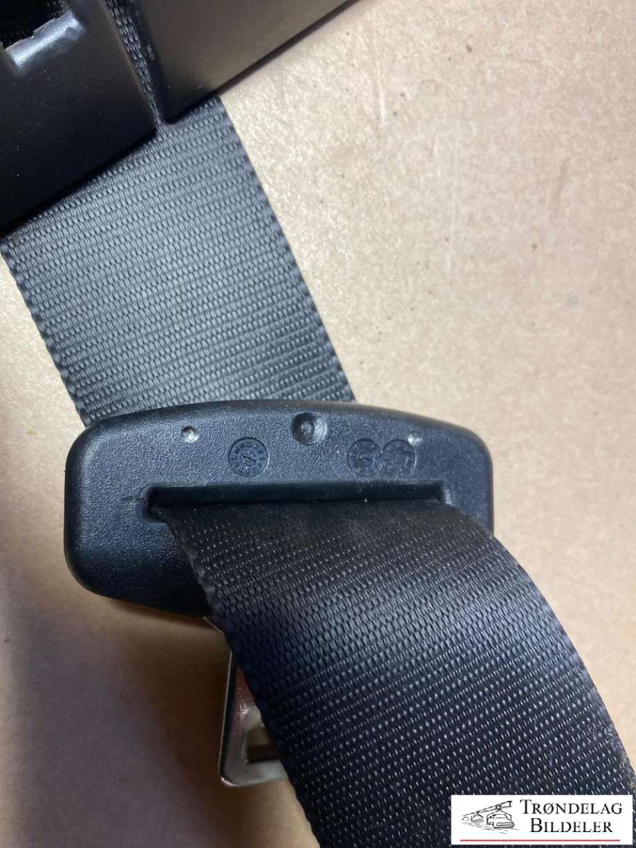Sikkerhetsbelte bak midtre til Land Rover Freelander 2007-2014 (Type II)  (LR043866|)
