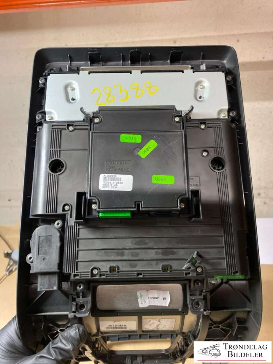 Dashbord til Volvo S80 2006-2013 (Type II, Fase 1)  (30781449|)