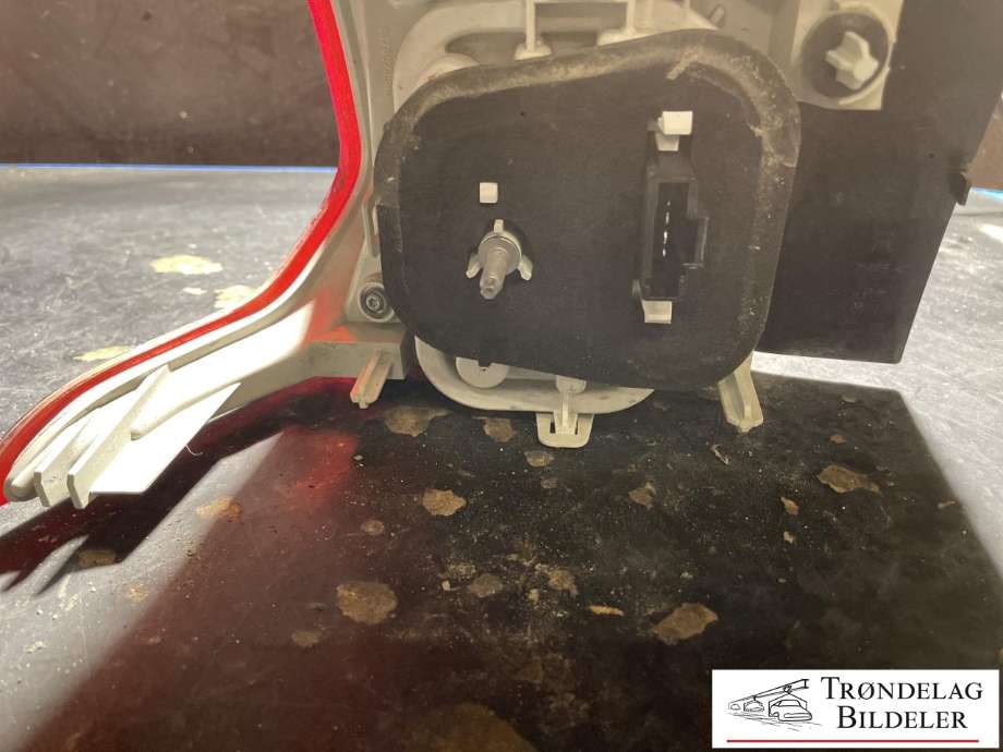 Baklykt høyre ytre til Peugeot 2008 2013-2019 (Type I)  (9678074380|)