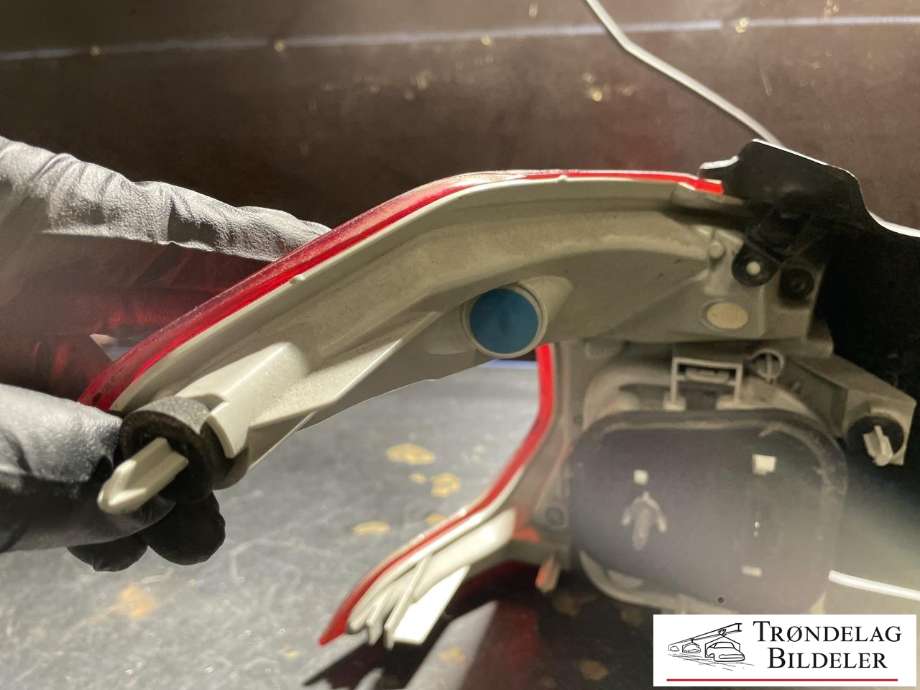 Baklykt høyre ytre til Peugeot 2008 2013-2019 (Type I)  (9678074380|)