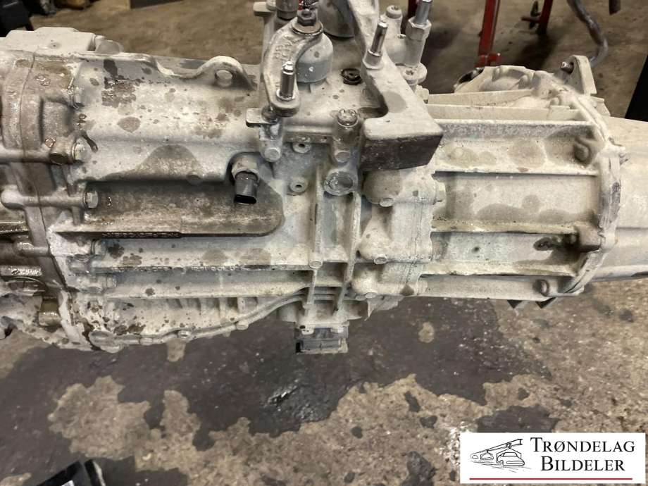 Girkasse 4WD komplett til VW Amarok 2010-2016 (Type I, Fase 1)  (NNV|0C6 300 027|0C6 300 020 LX|)