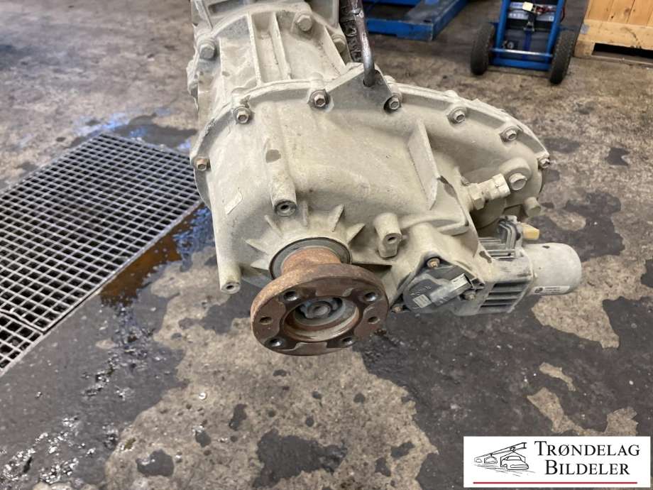 Girkasse 4WD komplett til VW Amarok 2010-2016 (Type I, Fase 1)  (NNV|0C6 300 027|0C6 300 020 LX|)