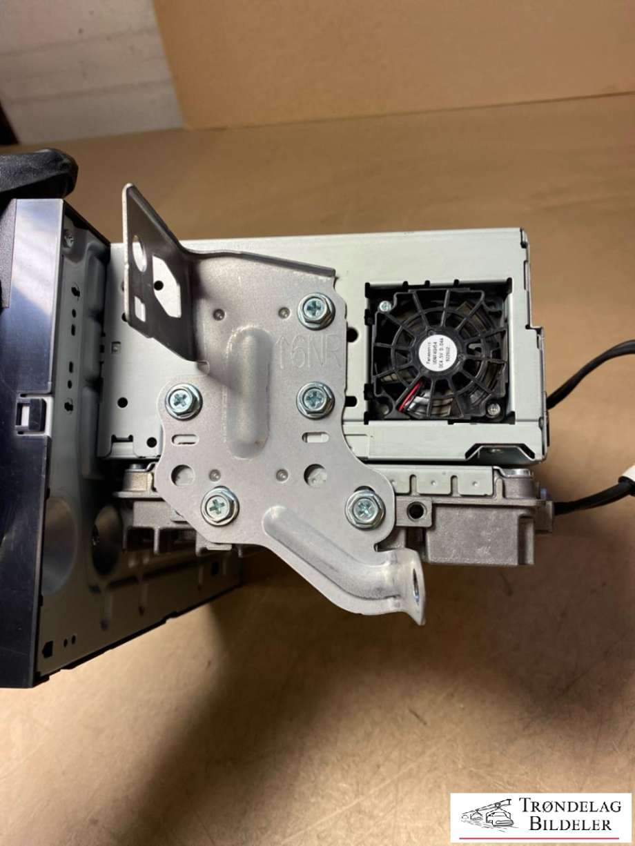 Bilstereo til Toyota Prius 2016-2023 (Type IV) (combi) (combi) (8614047490|)