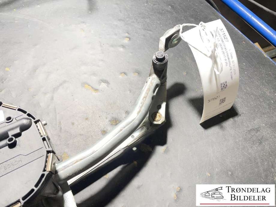 Viskermotor frontrute komplett m/overføring til BMW X3 2010-2017 (F25) (F25) (61 61 5 A3E DC5|)