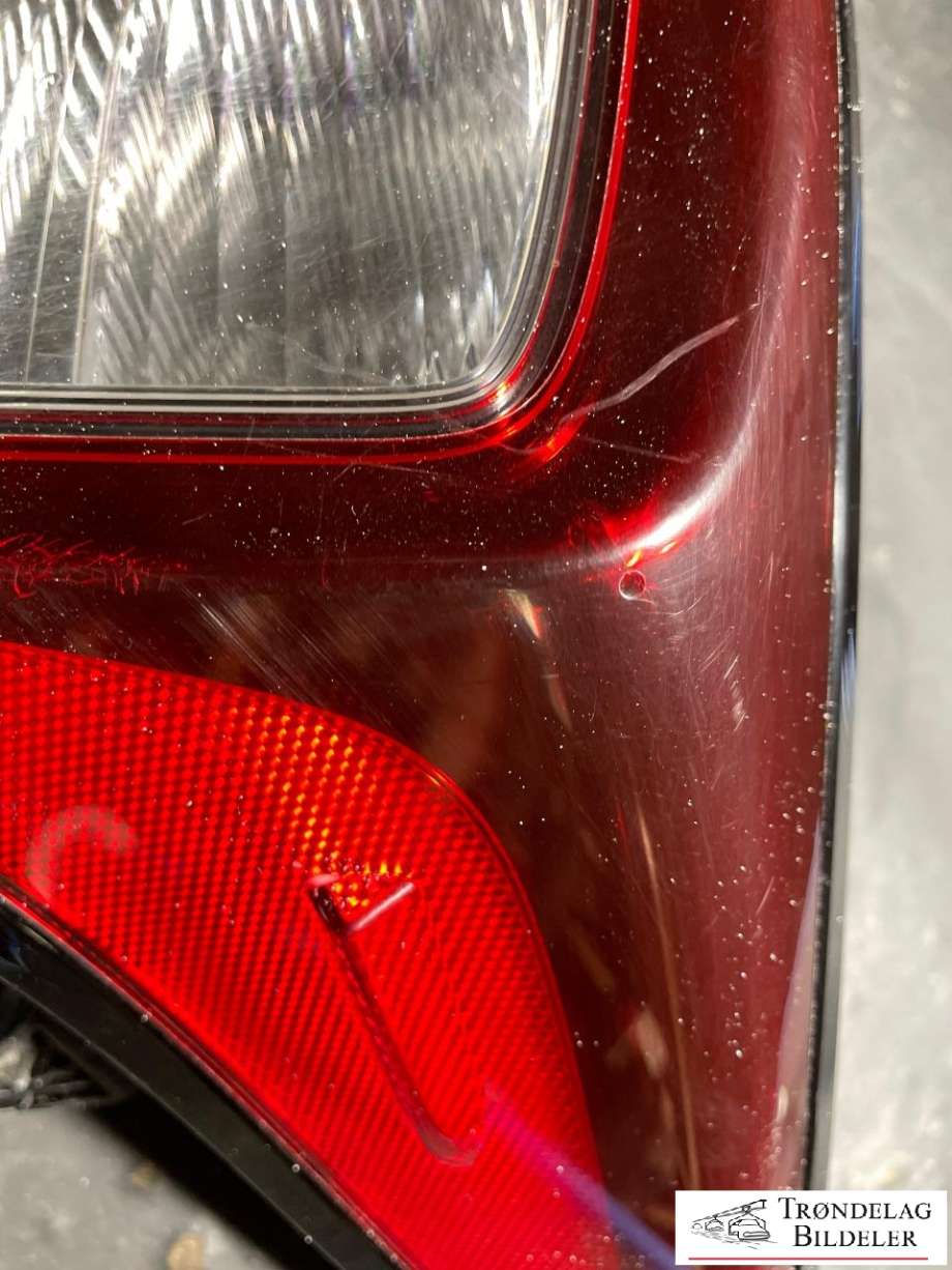 Baklykt høyre ytre til Toyota Prius 2016-2023 (Type IV) (combi) (combi) (8155147470|8155147472|)