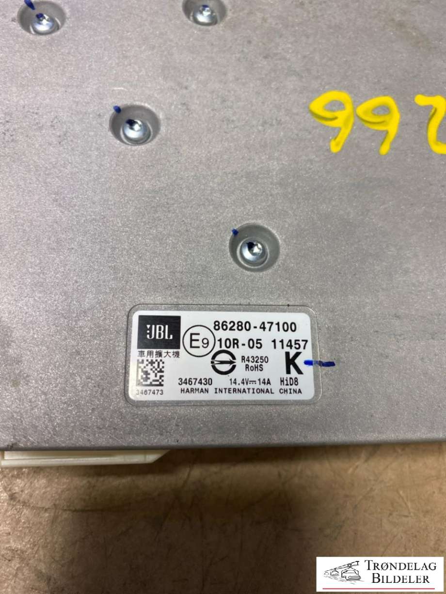 Bilstereo forsterker til Toyota Prius 2016-2023 (Type IV) (combi) (combi) (8628047100|)