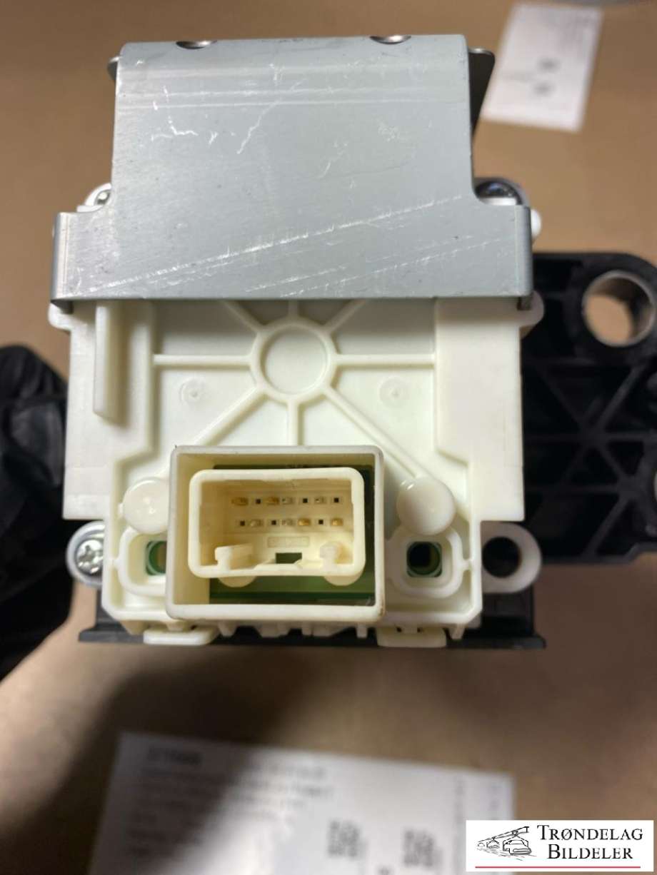 Girstang/girvelger automat til Toyota Prius 2016-2023 (Type IV) (combi) (combi) (3355047090|75g203lhd|)