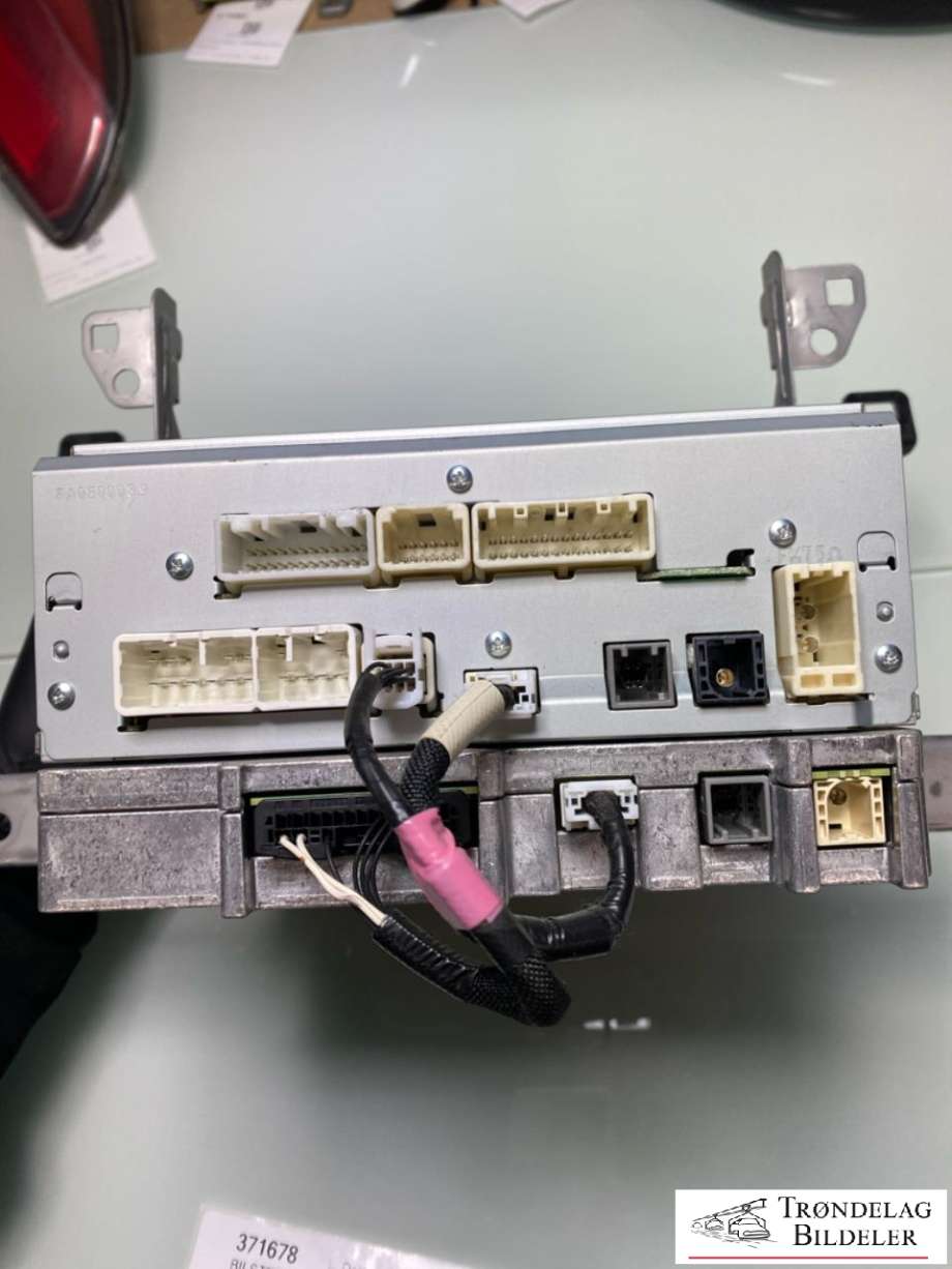 Bilstereo til Toyota RAV4 2016-2019 (Type IV, Fase 2) (8614042350|)