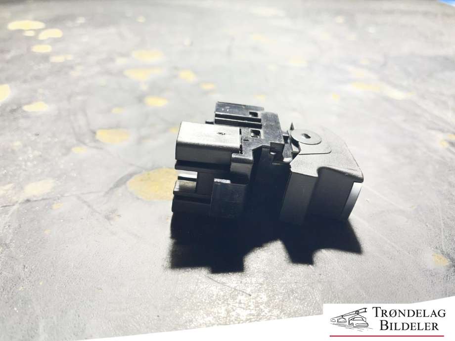 Bryter ruteheis til Isuzu D-Max 2021-->> (Type III)  (8974724560|)