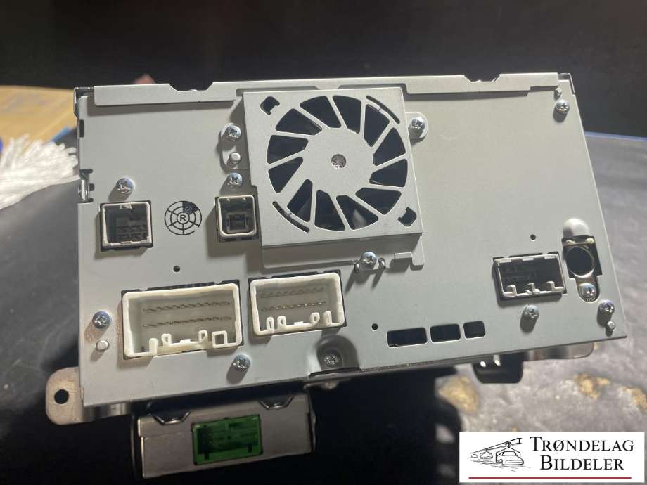 Bilstereo til Mitsubishi Outlander 2012-2015 (Type III, Fase 1)  (8750A374|)