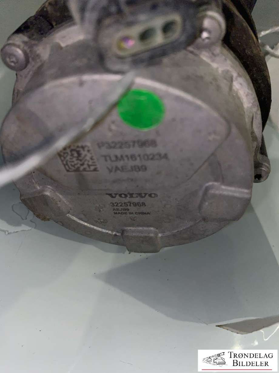 Vannpumpe elektrisk til Polestar 2 2020-->>  (32257968|)