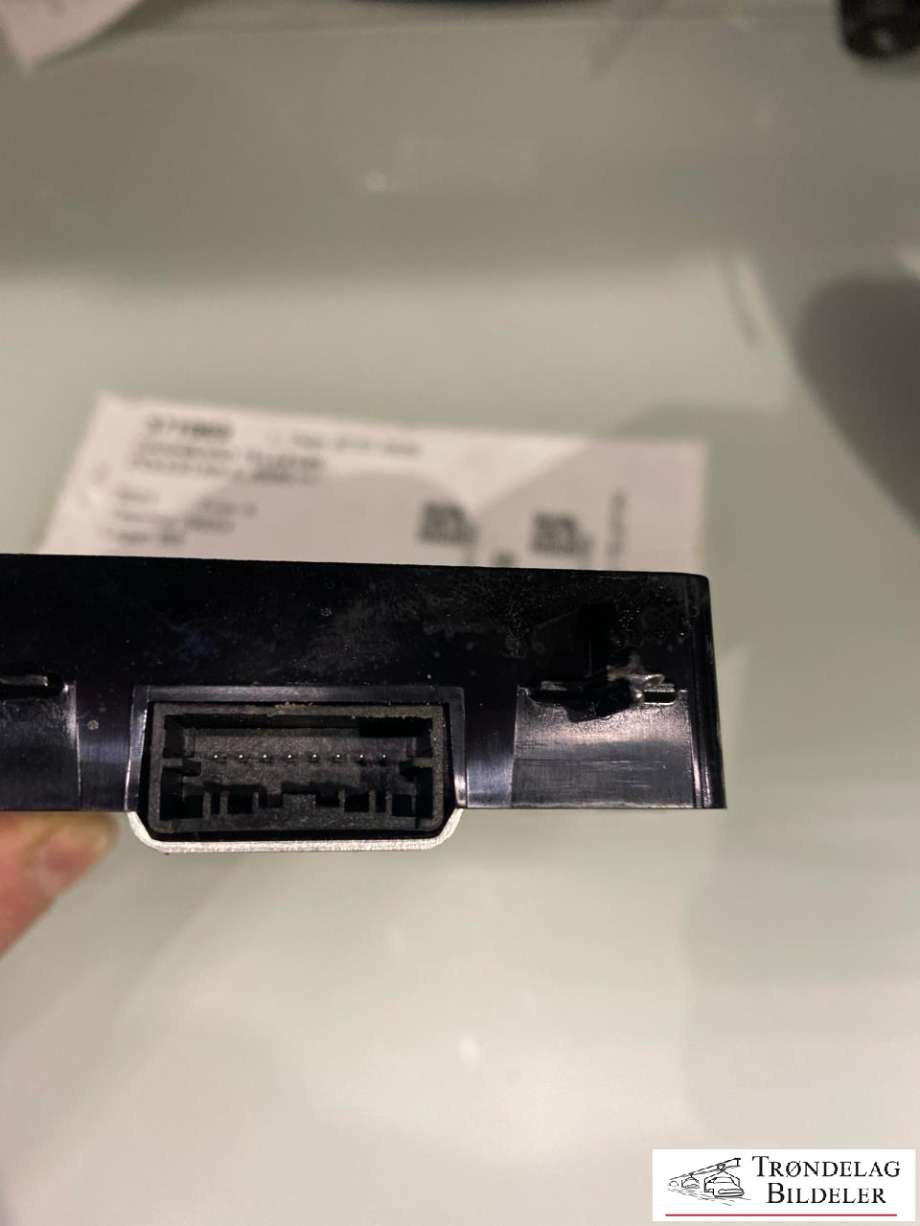 Dashbord telefon til Polestar 2 2020-->> (32264740|32264896|)