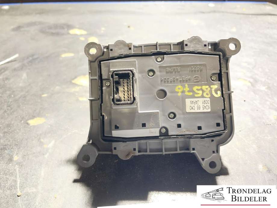 Bilstereo betjeningspanel til Mazda CX-5 2012-2017 (Type I)  (KD45 66 CMO|)