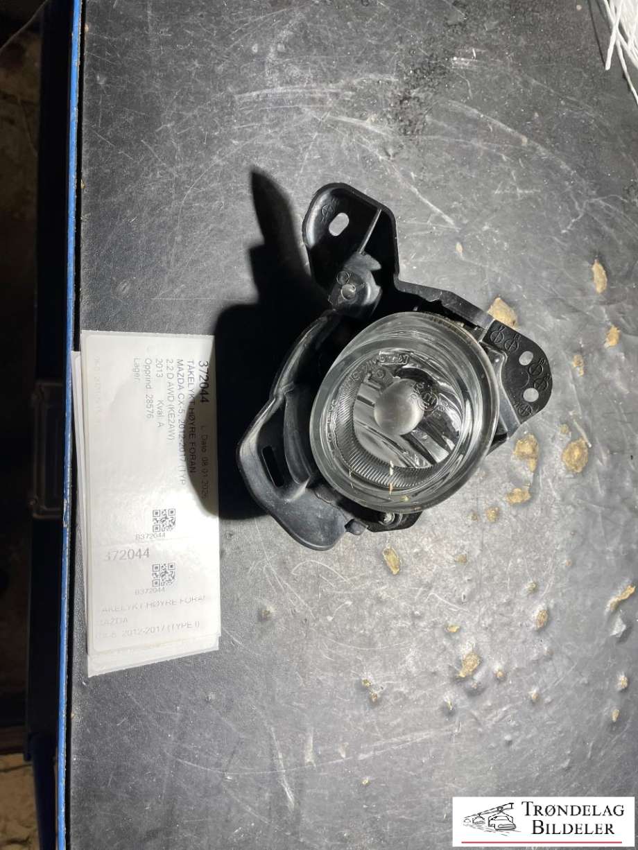 Tåkelykt høyre foran til Mazda CX-5 2012-2017 (Type I)  (GEG151680B|)