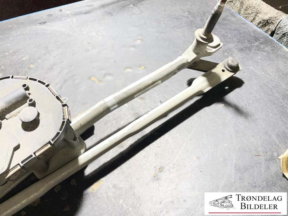 Viskermotor frontrute komplett m/overføring til Audi Q5 2012-2017 (Type I, Fase 2) (8R1955023D|)
