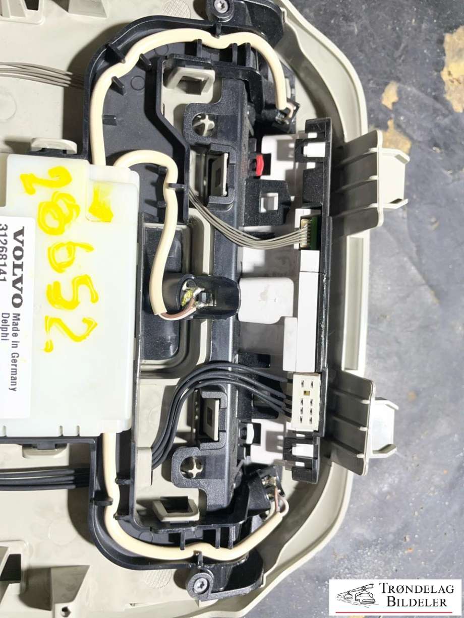 Taklyspanel til Volvo V40 2012-2019  (31305649|31457803|39828786)