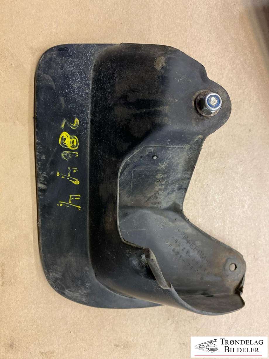 Skvettlapp til Toyota Hiace, 2001-2006 (Fase 2)  