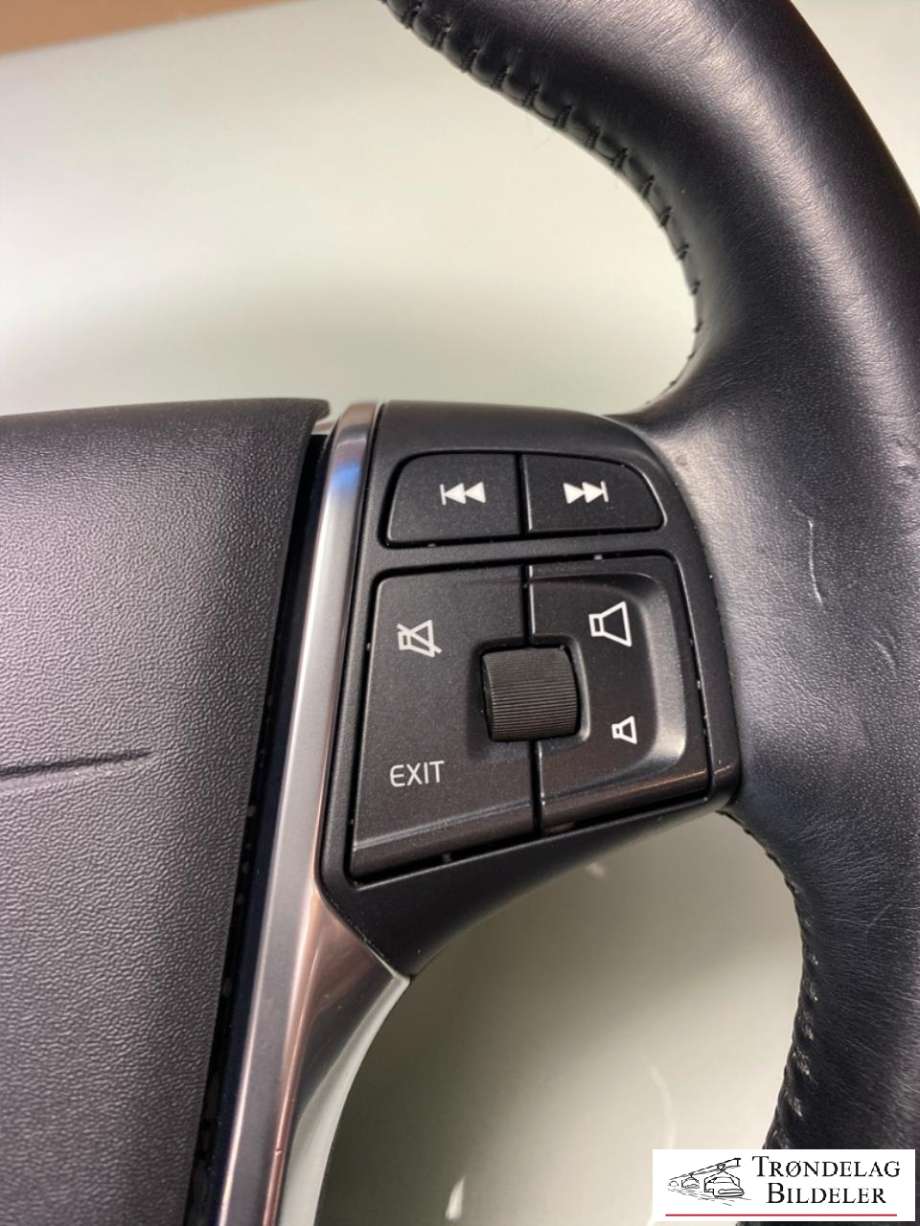 Ratt til Volvo V40 2012-2019  (31250591|)