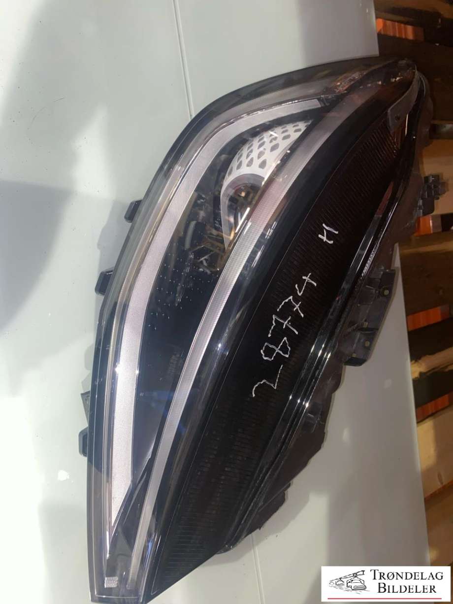 Frontlykt høyre full-LED til VW ID.4, 2020-->> (11B 941 078 G)