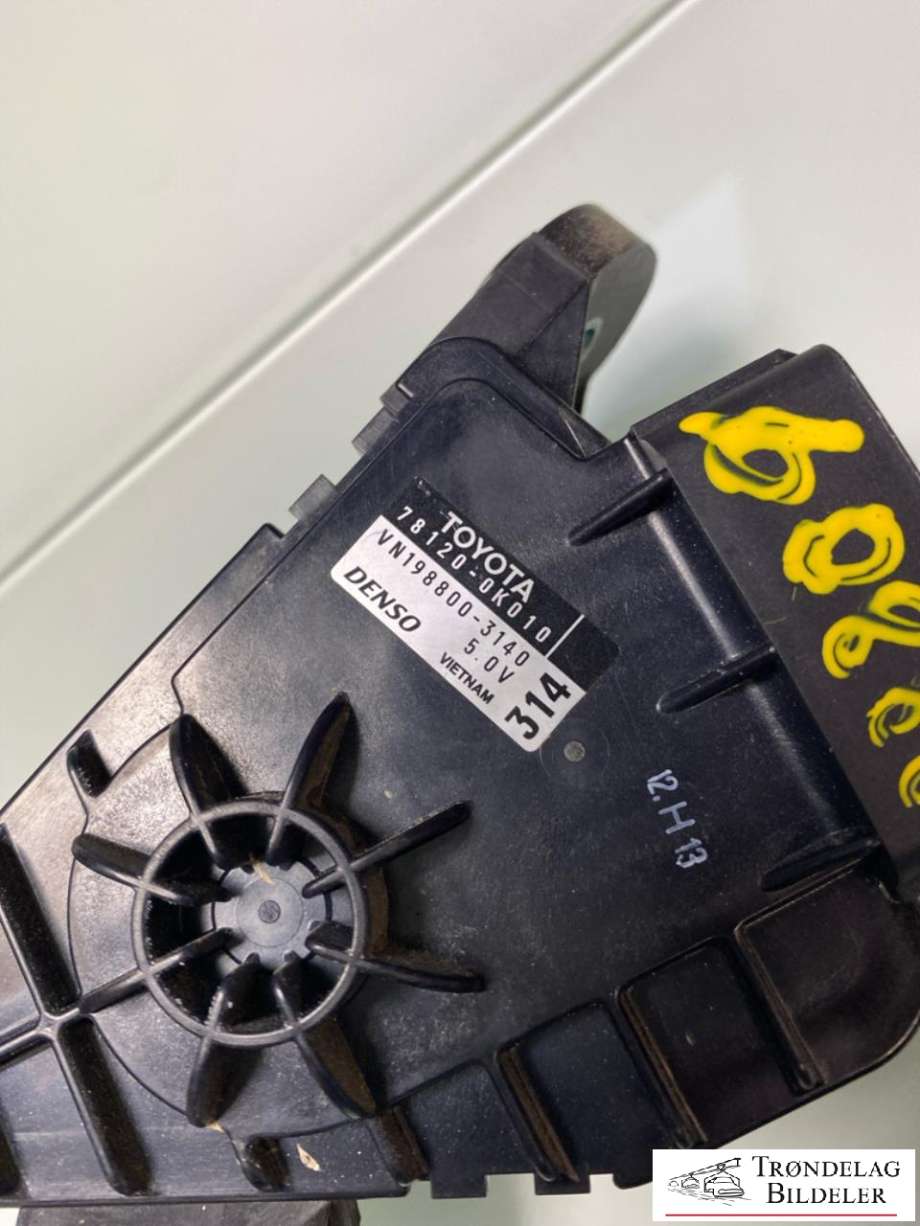 Pedal gass til Toyota Hilux 2006-2011  (78120-0K010|781200K010|)