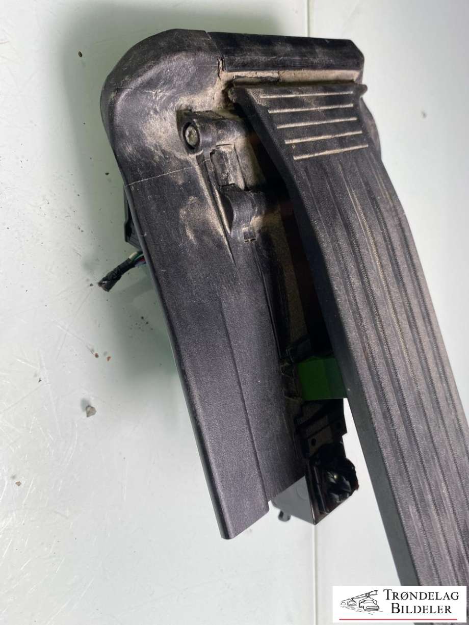 Pedal gass til Subaru Solterra 2022-->>  (7811042090|)