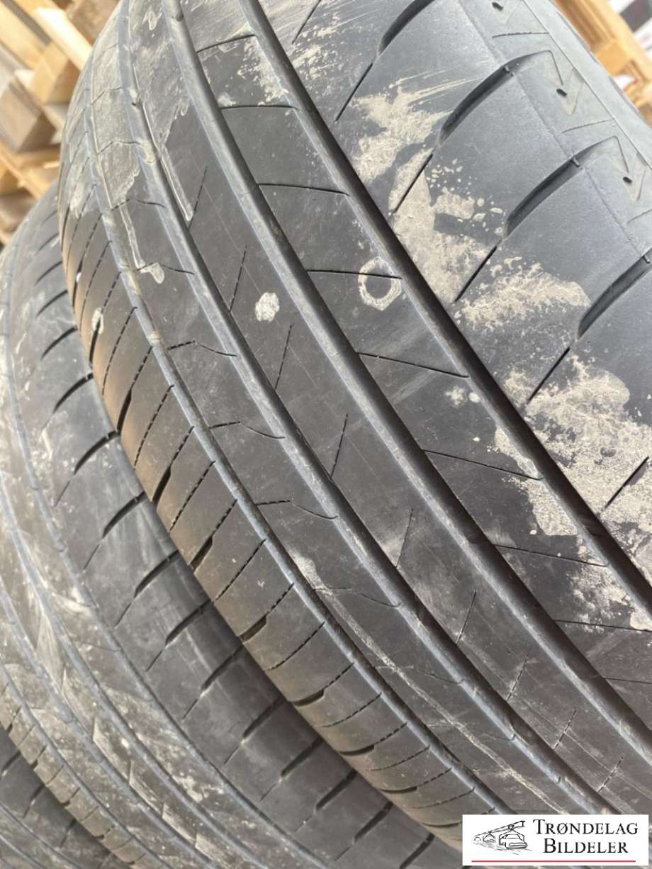 Hjulsett aluminium sommer til Subaru Solterra 2022-->>  (BRIDGESTONE|235/50R20 5X114.3 7.5JX20 ET40 CB60.1MM|MØNSTERDYBDE 4-5MM|07/2023)