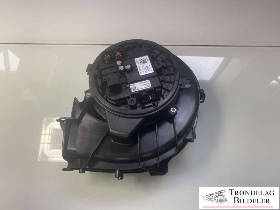 Varmeapparat motor til Volvo V60 / V60 CC 2018-->> (Type II)  (32241017|)
