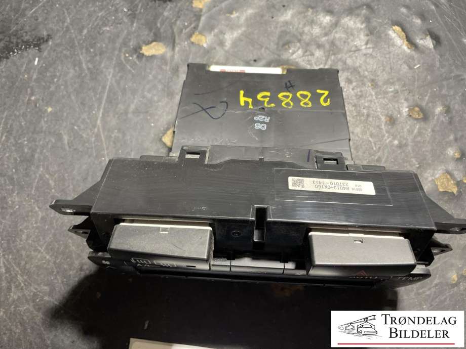 Varmeapparat betjening til Toyota Hilux 2012-2016  (840130K160|)