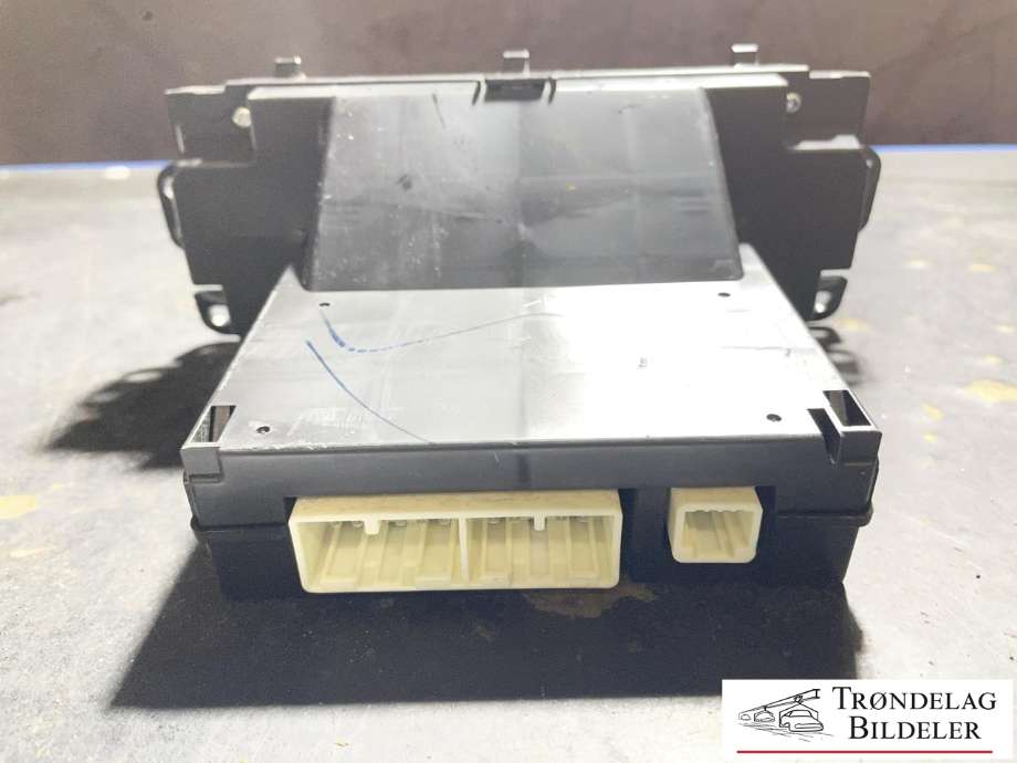 Varmeapparat betjening til Toyota Hilux 2012-2016  (840130K160|)