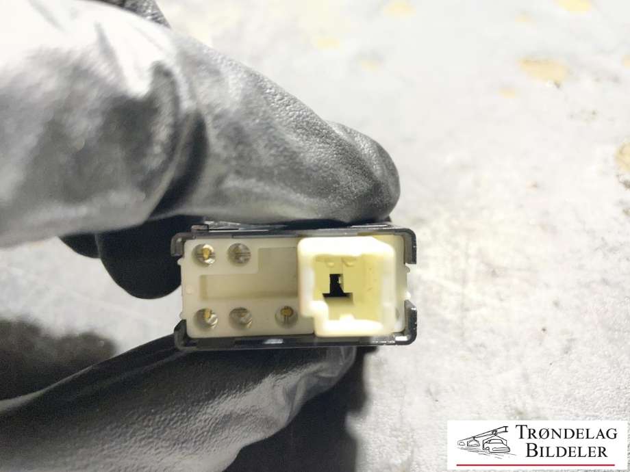 Bryter diverse til Toyota Hilux 2006-2011 (8185071010|)