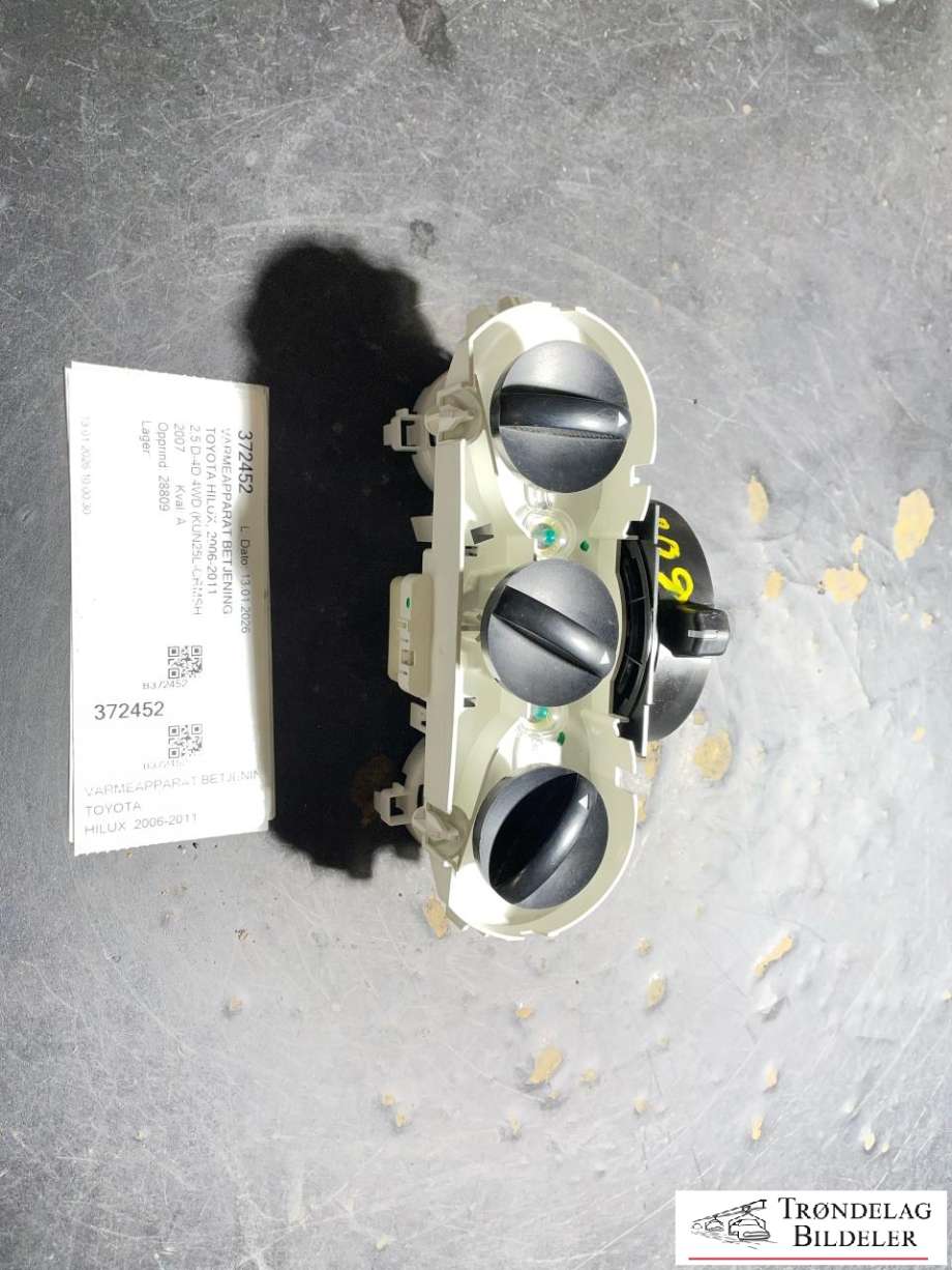 Varmeapparat betjening til Toyota Hilux, 2006-2011 (559000K010)