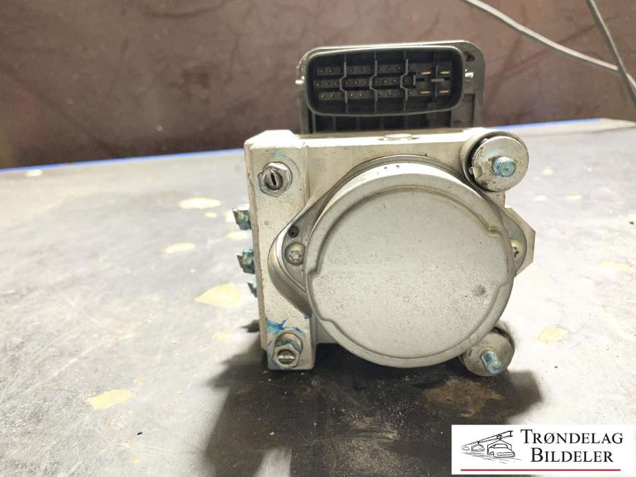 ABS sentral til Toyota Hilux 2006-2011  (44510-71030|89541-71030|44050-71030)