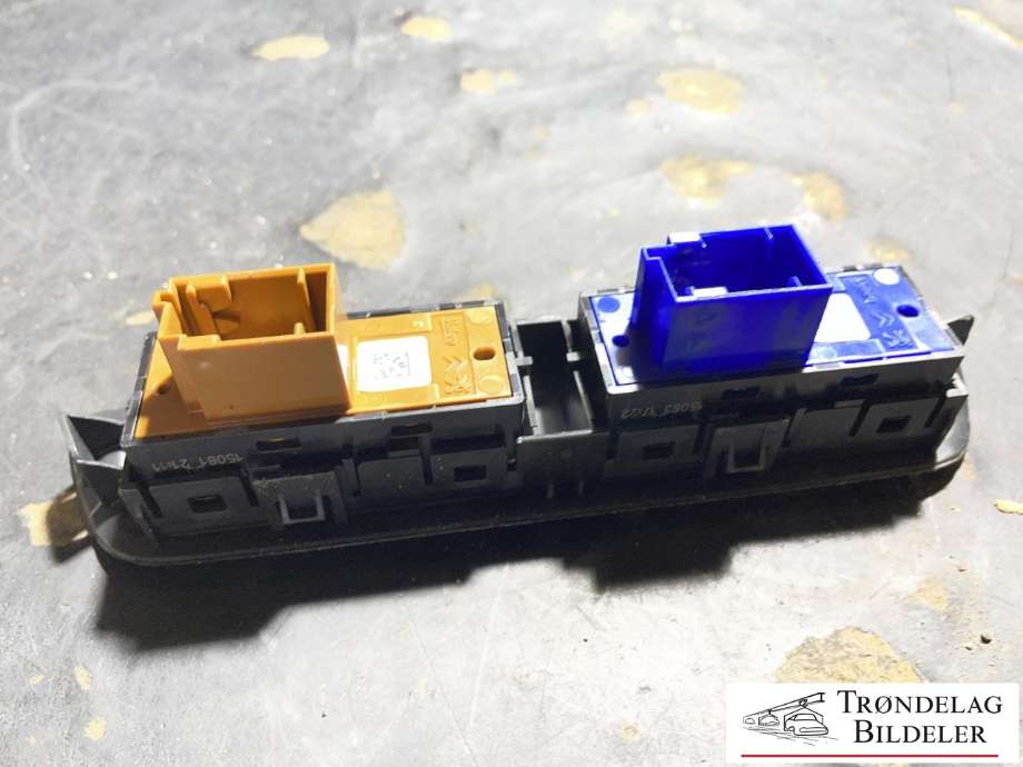 Bryter Antispinn til Peugeot 2008 2013-2019 (Type I) (96 750 105 ZD|98 029 929 ZD|)