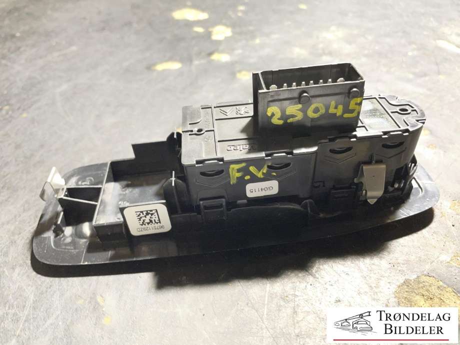 Bryter speil til Peugeot 2008 2013-2019 (Type I) (96 751 129 ZD|)