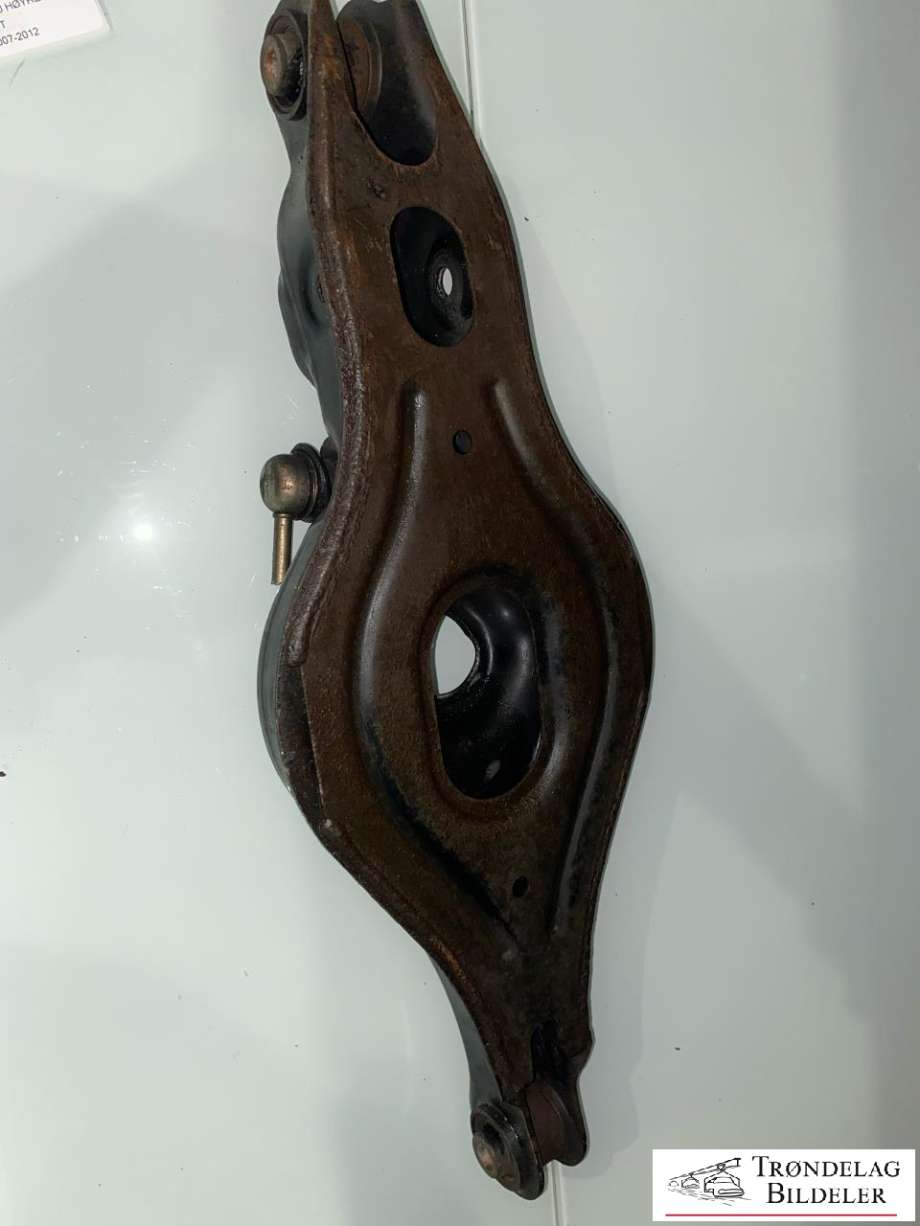 Bærebru høyre bak til Peugeot 4007 2007-2012  (5175 CZ|)