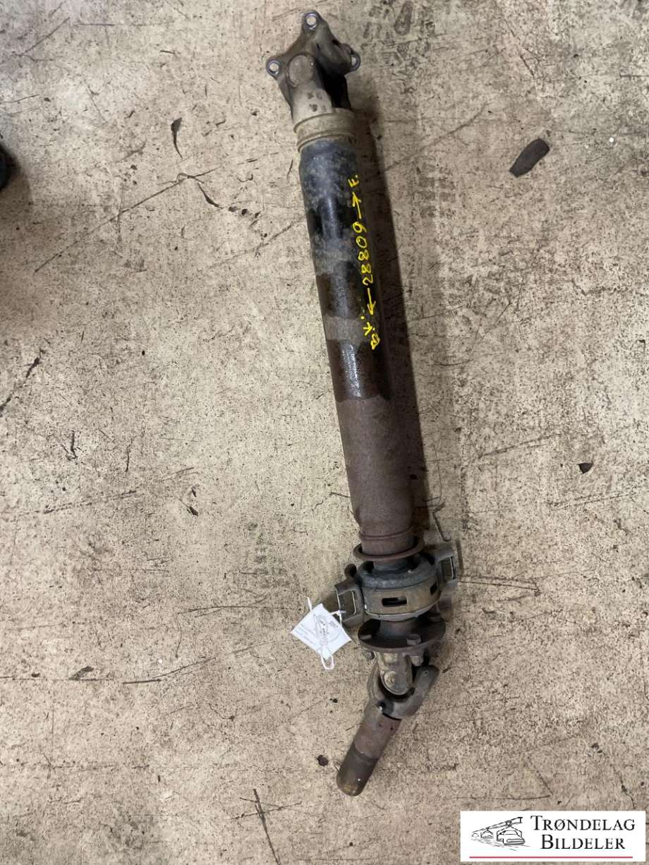 Mellomaksel bakre til Toyota Hilux, 2006-2011 (371000K030)