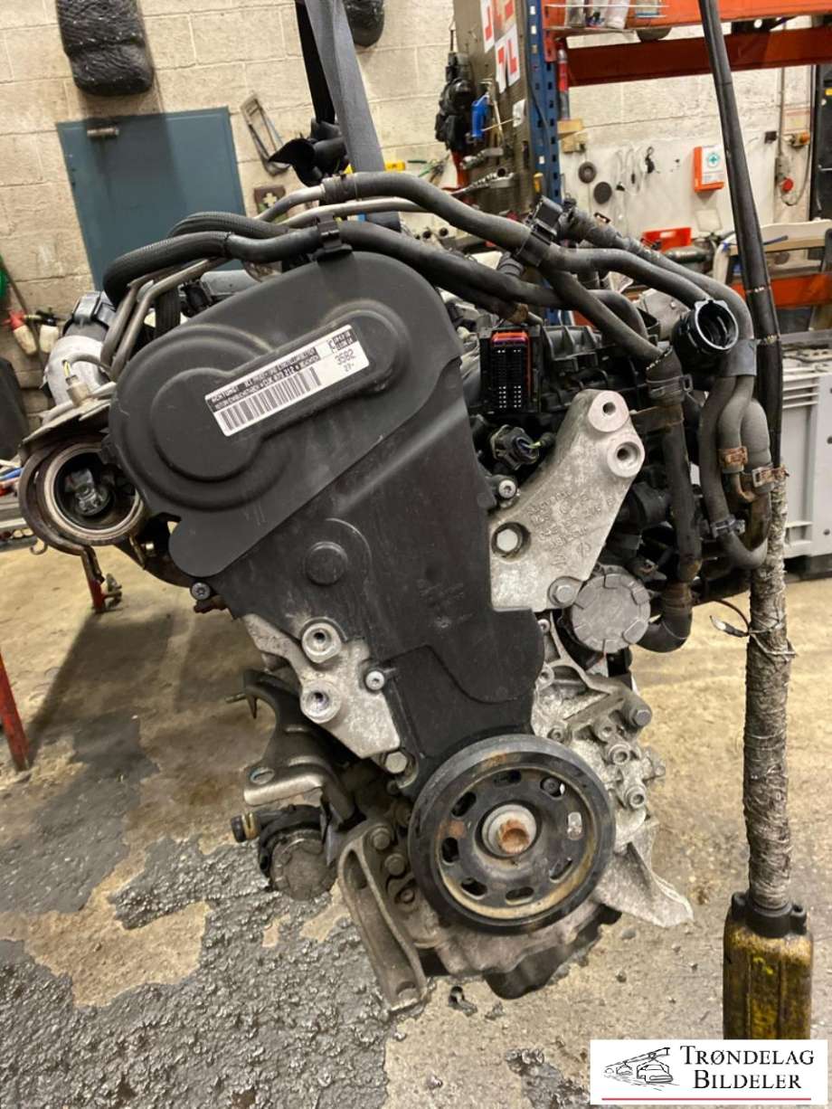 Motor hybrid bensin del til VW Passat 2015-2019 (Fase 1) (B8) (B8) (04E 100 037 T|04E 100 099 E|04E 100 037 TX|04E 100 034 N|CUKC)