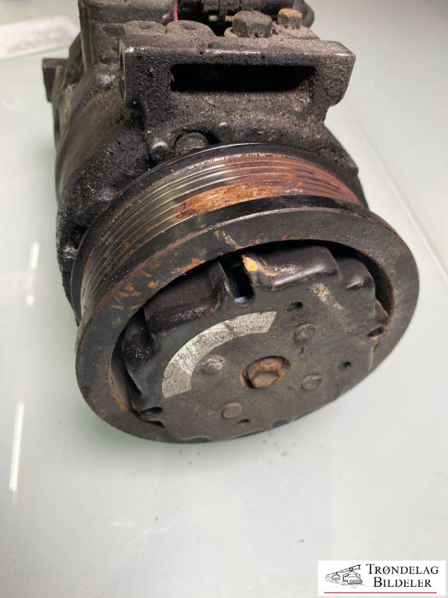 Aircondition kompressor til Mercedes G-Wagen 1990-->> (W463) (W463) (A 000 230 64 11|A 001 230 27 11|)