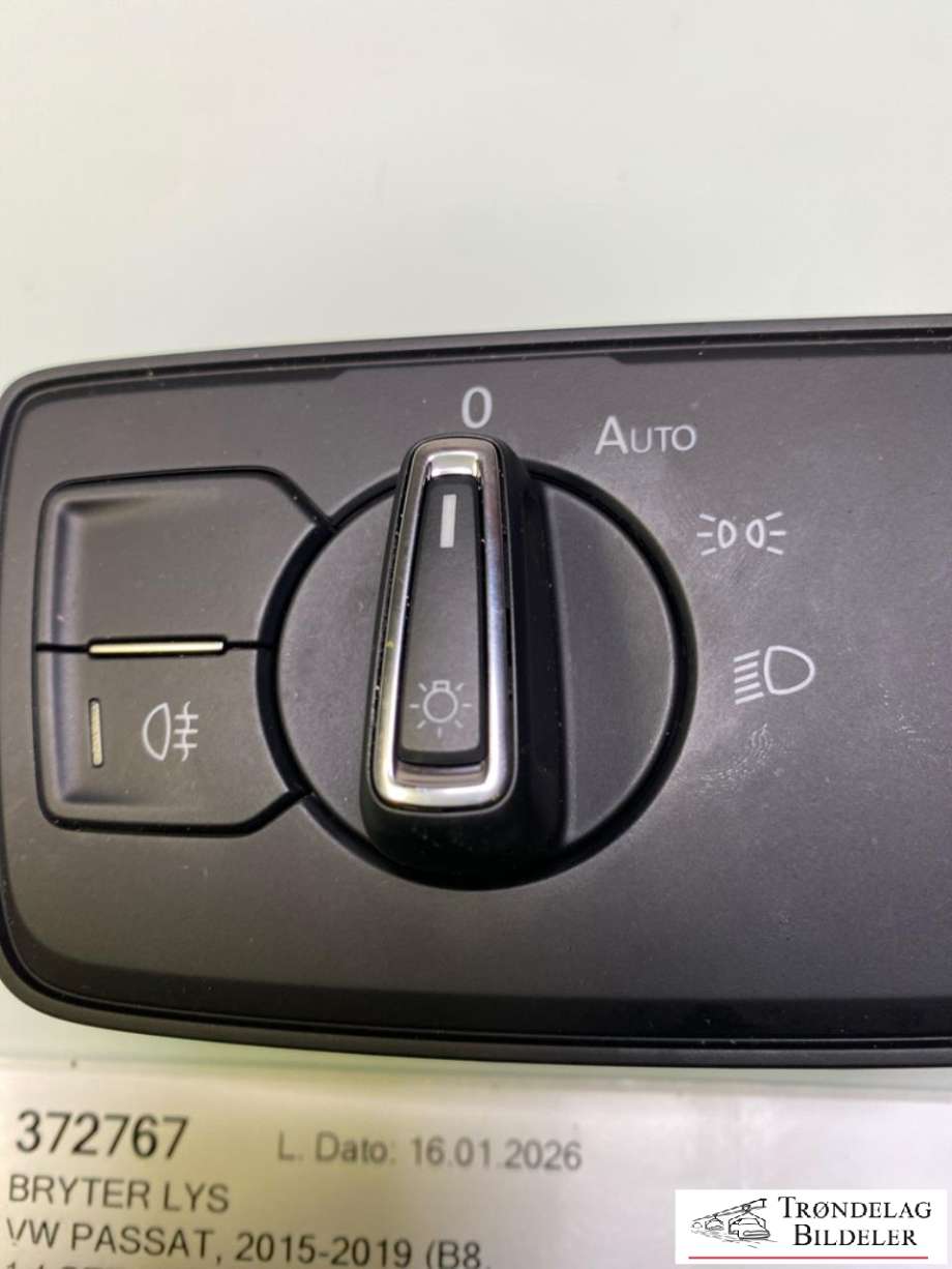 Bryter lys til VW Passat 2015-2019 (Fase 1) (B8) (B8) (3G0 941 633 J|)