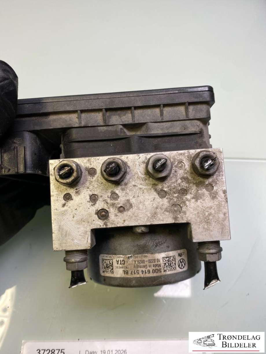 ABS sentral til VW Passat 2015-2019 (Fase 1) (B8) (B8) (5Q0614517DB|5Q0614517BL|5Q0614517AJ)