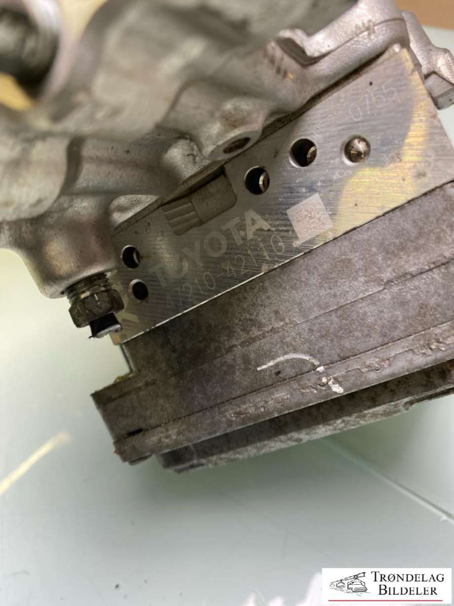 Bremsekraft-regulator bak til Toyota RAV4 2016-2019 (Type IV, Fase 2)  (4721042110|1606160282|)