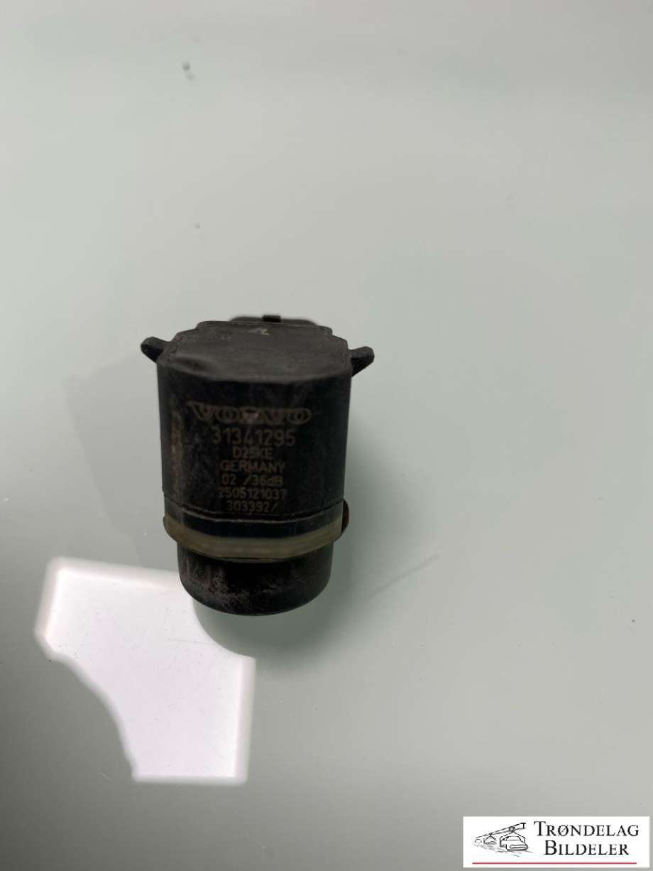 Parkeringssensor foran til Volvo V40 2012-2019  (31327711|31341295|)