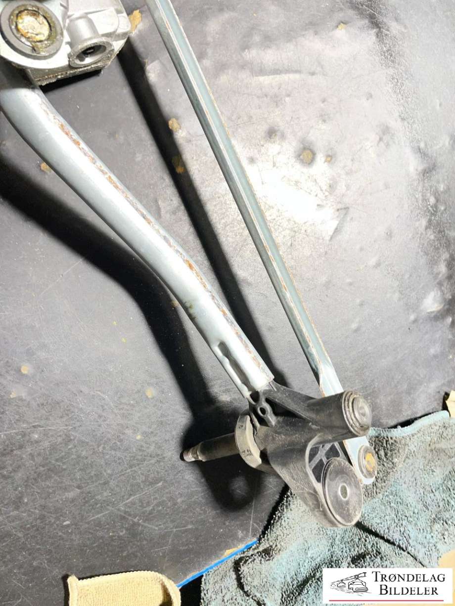 Viskermotor frontrute komplett m/overføring til Audi A4 2007-2014 (Type IV) (B8) (B8) (8K1955023C|8K1955023E|8K1 955 023 D)