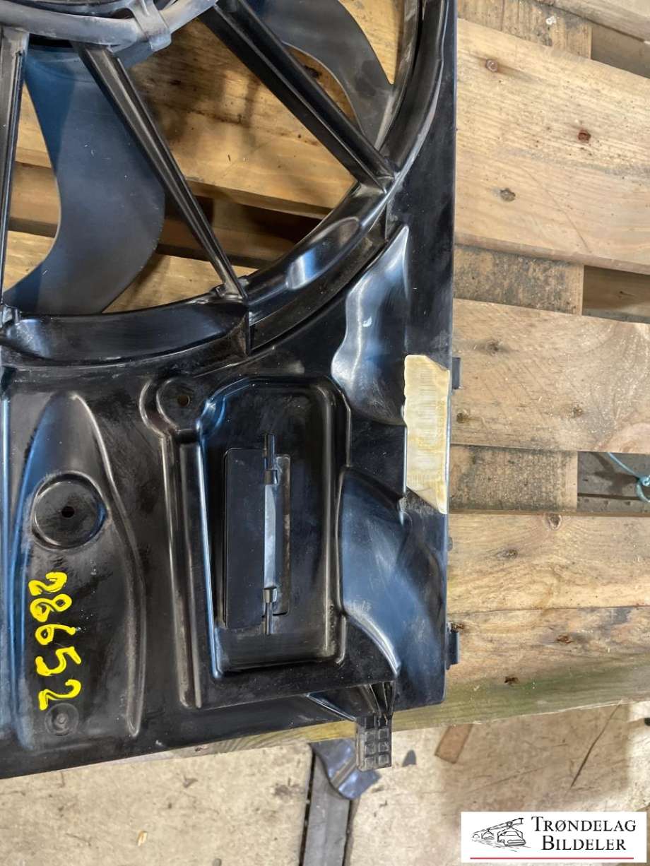 Kjølevifte elektrisk til Volvo V40 2012-2019  (31319166|)