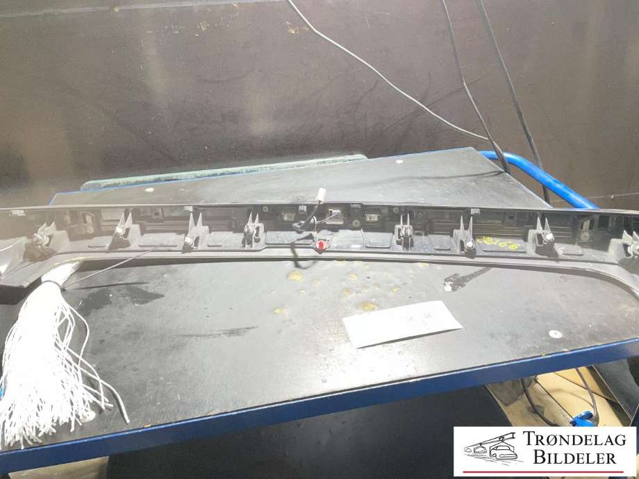 Spoiler bakluke til Toyota RAV4 2016-2019 (Type IV, Fase 2)  (7608542903B2|)