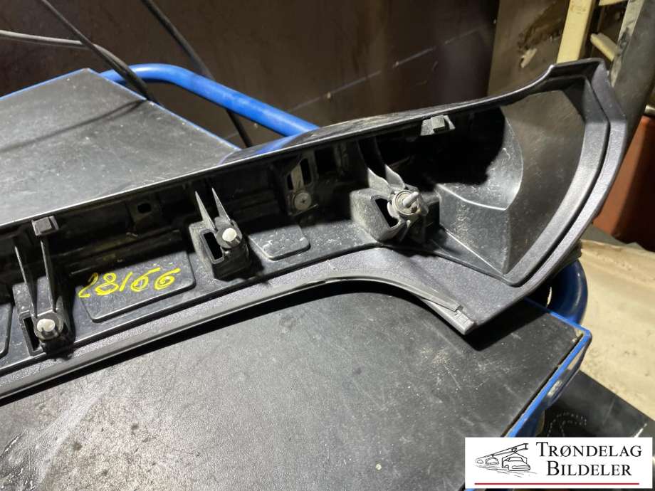 Spoiler bakluke til Toyota RAV4 2016-2019 (Type IV, Fase 2)  (7608542903B2|)