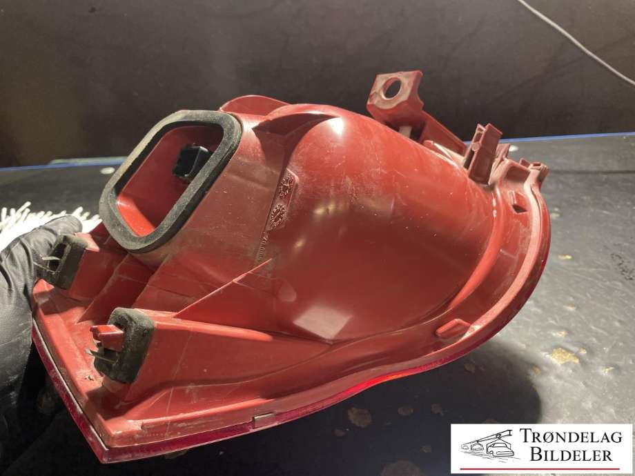 Baklykt høyre ytre til VW Passat 2005-2010 (B6) (B6) (3C9945096N|)